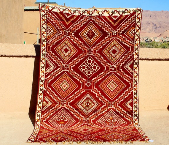 Amazing Vintage Area Rug 6x10 feet -Beni Mguild Rug - Vintage Moroccan Rug - Berber Rug - Purple Moroccan rug - Boujaad rug -10.5 x 6.4 Feet