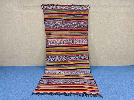 Vintage Beni mguild 11.4 x 5 ft