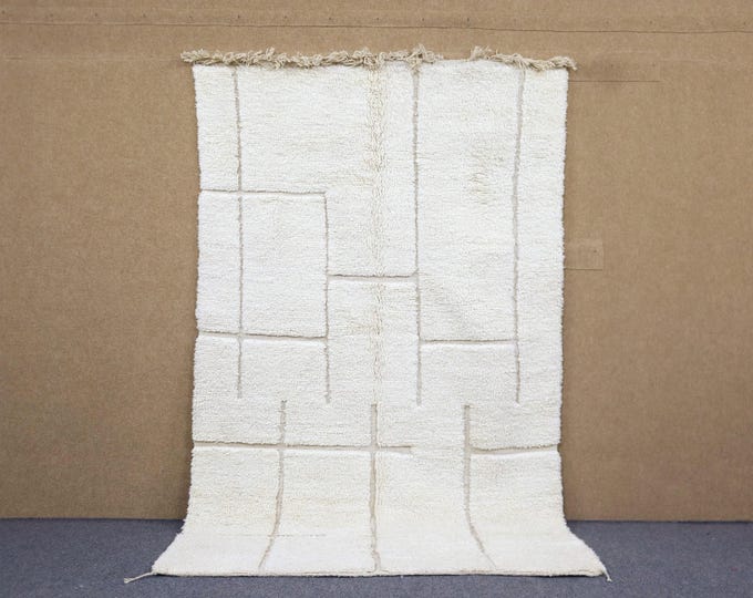 Minimalist White Beni Ourain Rug 5x8 - Handwoven Moroccan Rug - Berber Rug For Living Room - Natural Wool Rug - Soft High Pile Rug