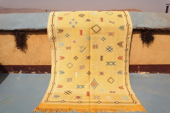 Minimalist Cactus Silk Moroccan Rug-Custom Dimensions for Stylish Decor
