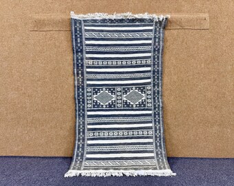Moroccan Rug 2x5 ft– Handwoven Flat Weave Carpet – Geometric Kilim Rug – Small Area Rug– Boho Home Decor