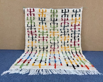 Handwoven Azilal Rug 5x6  ft – Authentic Moroccan Wool Textile Azilal rug – Traditionally Rugs – Colored Area Rug– Home Decor
