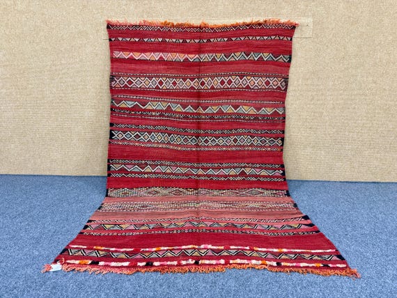 vintage béni mguild rug 4,5 x 7 ft