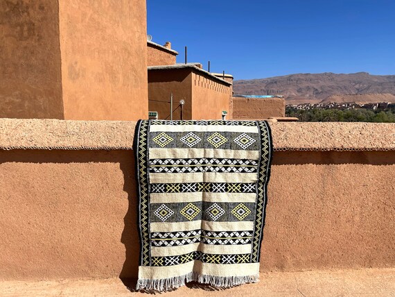 MOROCCAN BERBER AREA Kilim flat woven 3x5 rug, Tifalt tribal carpet handmade rug