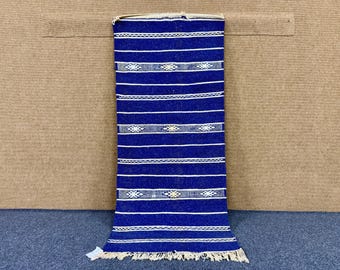 Moroccan Rug2,2 x 5 ft –Striped Kilim Rug – Handmade Moroccan Wool Rug – Tribal Boho Decor– Boho Small Area Rug