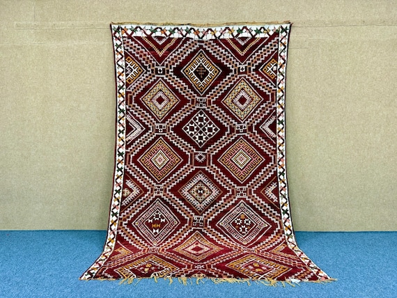 Moroccan Boujaad Wool Rug – Vintage Tribal Berber Carpet – Boho Bedroom or Living Room Decor