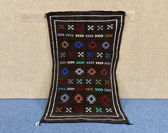 Minimalist Moroccan Rug 3x5 ft – Boujaad Flatweave Berber Rug – Authentic Handwoven Wool | Free shipping