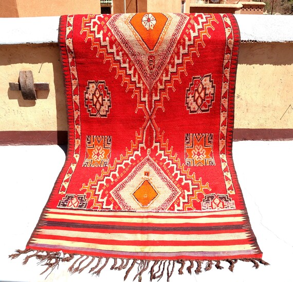 VINTAGE BERBER RUG - unique moroccan boujad rug, 5x10 rug, beni mguild