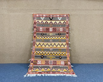 High Atlas Glaoui Rug 4x8 ft – Handmade Moroccan Rug with Kilim and Embroidery – Moroccan Textured Rug – Glaoui Wool Rug – Free Shipping