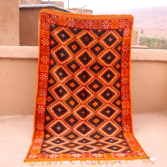 Gorgeous Moroccan rug 9x5.5 - Taznakht rug - Glaoui rug - 5x9 rug - Moroccan Beni rug - Orange rug - 5.5 x 9 Feet