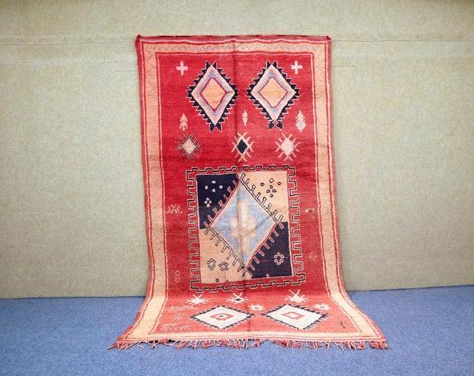 Red Vintage Moroccan Rug 5x10 - Handwoven Berber Rug For Living Room - Unique Boujaad Moroccan Rug - Tribal Boho Decor