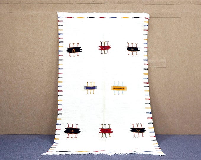 Authentic White Moroccan Rug 4x8 - Akhnif Handwoven Rug - Natural Wool Rug - Flat Weave Rug For Living Room - Minimalist Berber Rug