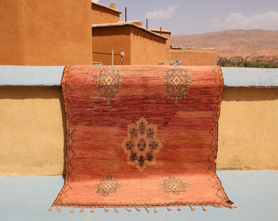 Vintage Moroccan Rug - 6x8 rug - Morrocan vintage rug - boujad rug - berber rug - beni mguild - living room vintage rug - vintage area rug