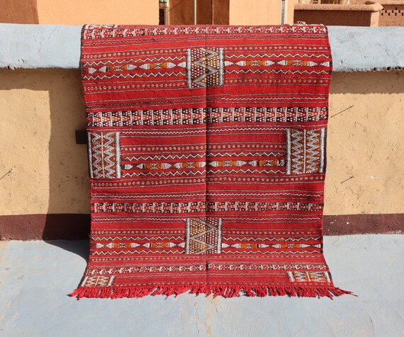 AMAZING RED KILIM moroccan 4x6 rug, flat weave rug, beni mguild rug, vintage boho rug, berber rug, beni mrirt rug
