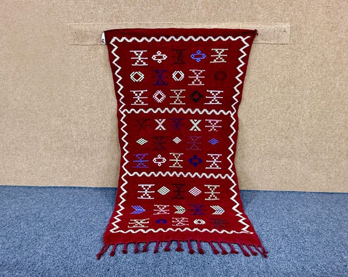 Minimalist Moroccan Rug 3x5 ft – Boujaad Flatweave Berber Rug – Authentic Handwoven Wool | Free shipping