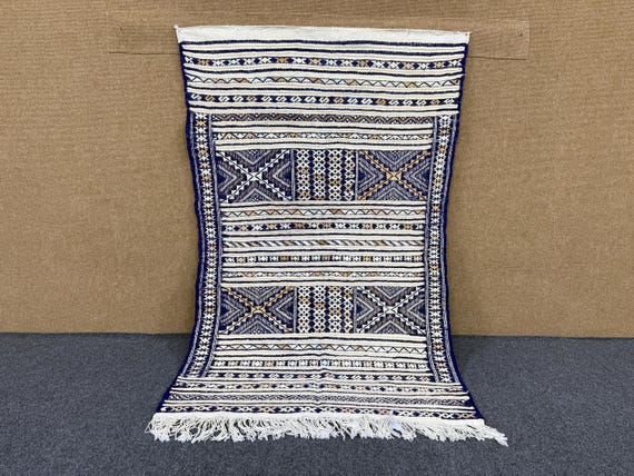 Authentic Moroccan Kilim Rug- Geometric Area Rug 3x5 ft - Moroccan Rug for Living Room - Wool Kilim Rug - Ethnic Kilim Rug - Home Decor