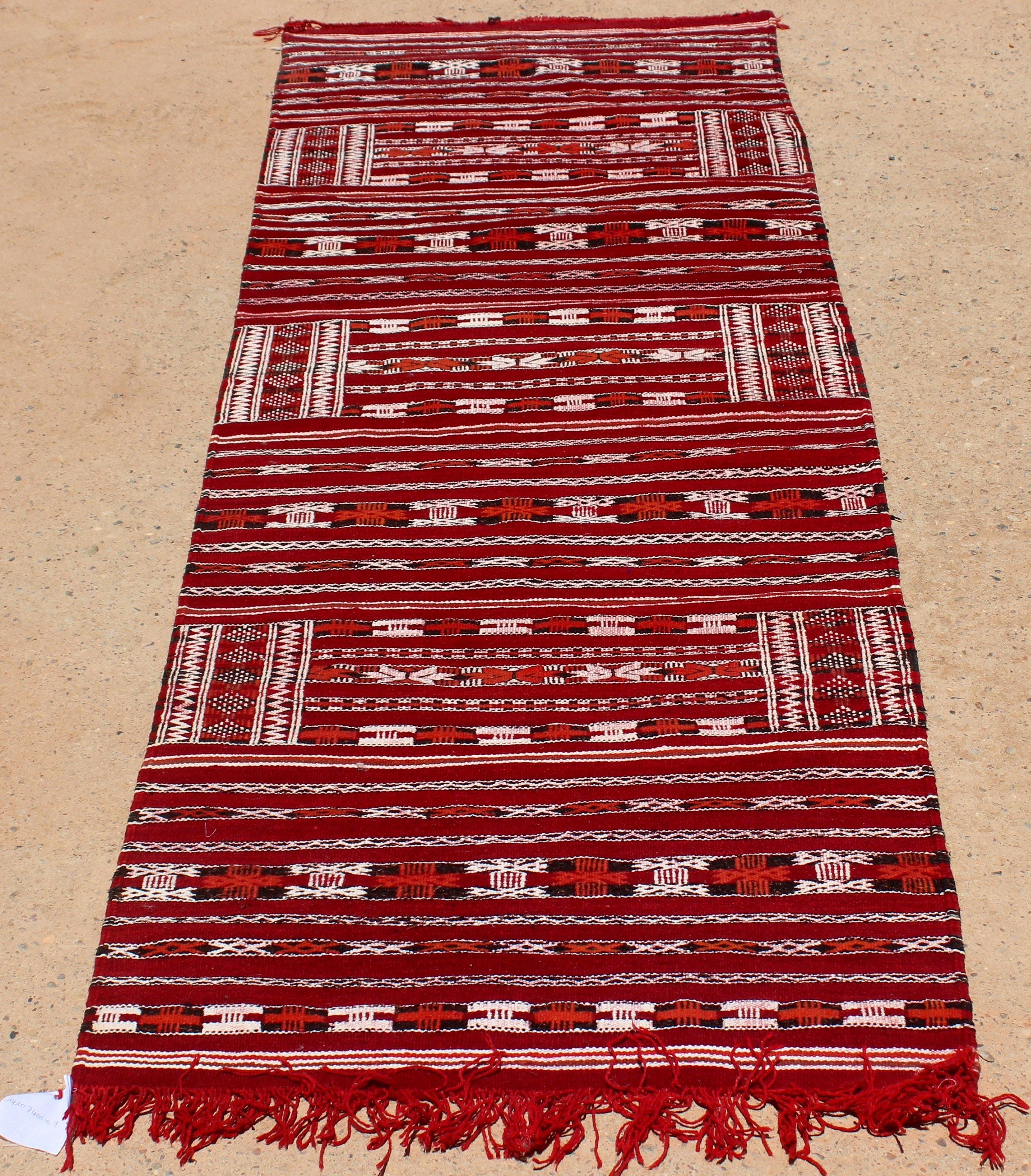Minimalist rug 4x3 Feet - Moroccan Kilim Rug - Berber Rug - Hand weave Rug  - Red Area Rug - 4.6 X 3.4 Feet