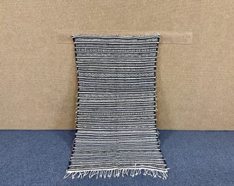 flat weave Beni Ourain rug 3.2 x 5.7