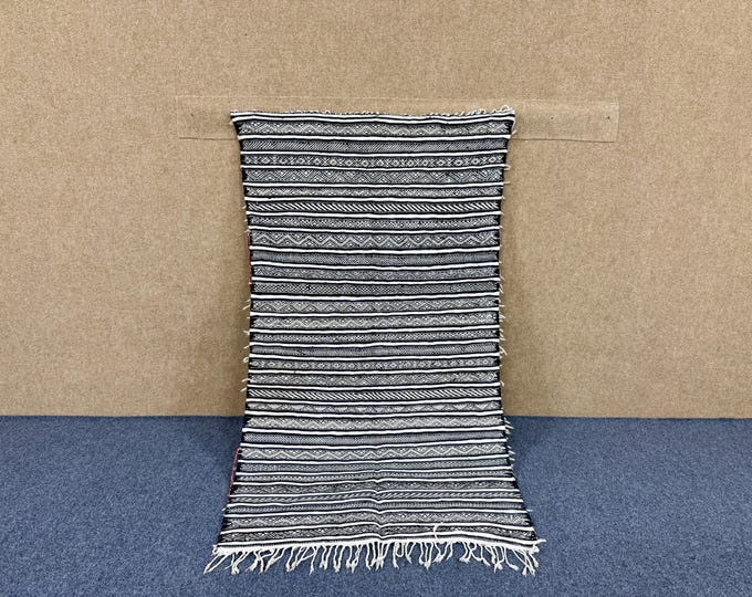flat weave Beni Ourain rug 3x5 - Unique Berber Moroccan Rug - Handmade Black Rug - Irregular Rug Design - gergoues beni ourain rug
