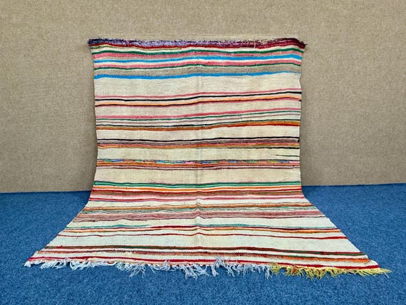 Beni Mguild Moroccan Rug 5x7 ft – Vintage Wool Berber Carpet –Bohemian Area Carpet – Authentic Moroccan Wool Flatweave Rug – Free Shipping
