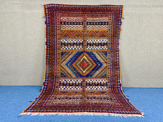 Large Moroccan Rug 6x10 - Vintage Berber Rug - Handcrafted Rugs - Timeless Handmade Wool Carpet