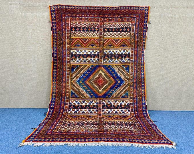 Large Moroccan Rug 6x10 - Vintage Berber Rug - Handcrafted Rugs - Timeless Handmade Wool Carpet
