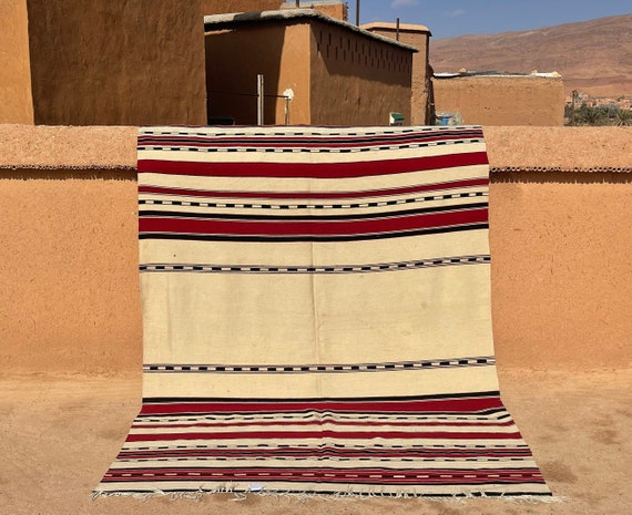 Moroccan Flat Weave Rug - 6x8 Feet Berber Rug - Large Moroccan Wool Rug - Authentic Berber Design - Vintage rug