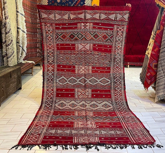 Antique Moroccan Kilim rug 6x11 - Berber red Hanbel - moroccan Handmade rug - Piece of art rug