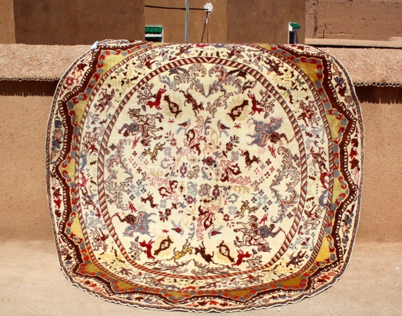 Colourful moroccan rug, Circle rug, 7x7 Rug , Moroccan Rug Round, Chobi rug, berber rug cream