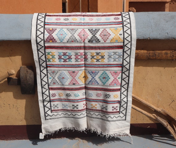 ELEGANT BERBER RUG - cactus silk rug, flat weave rug, kilim rug, moroccan berber rug, handmade cactus silk rug