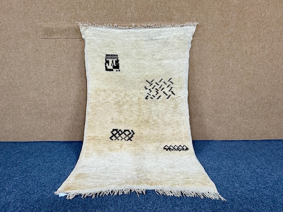 Beni mrirt 3,6 x 5,7 ft