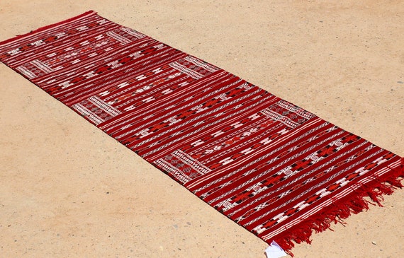 Amazing Red Runner 8.5 x 2.6 Feet - nomad kilim - Vintage Kilim Runner - Berber Runner - Moroccan Runner Handmade - Red Kilim Rug