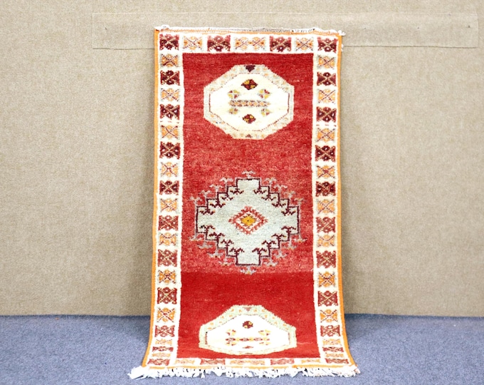Vibrant Moroccan Taznakht Runner Rug 2x5 - Natural Wool Area Rug - Hallway Runner Rug - Handwoven Taznakht Rug - Moroccan Entryway Rug