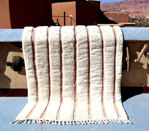 Contemporary Moroccan Wool Rug 5x8, Plush Azilal & Mrirt Inspired Minimalist, Beni Ourain White rug