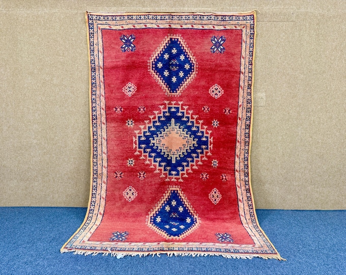 vintage Taznakhet rug 8,5 x 5,6 ft