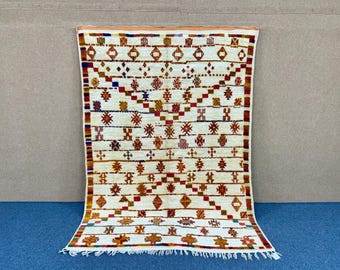 Taznakht Floor Rug |Traditional Moroccan Wool Rug 6x8 | Hand-Knotted Wool Rug | Moroccan Tribal Style| Bohemian Home Decor |