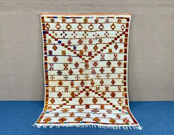 Taznakht Floor Rug |Traditional Moroccan Wool Rug 6x8 | Hand-Knotted Wool Rug | Moroccan Tribal Style| Bohemian Home Decor |