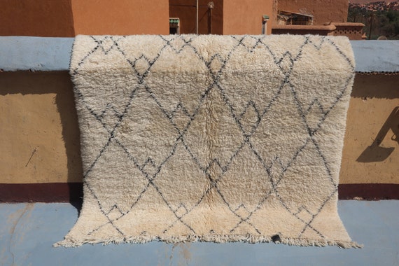 Large Beni Ourain Checkered Rug - Unique Moroccan Charm, 6x6 Square Handmade Quality