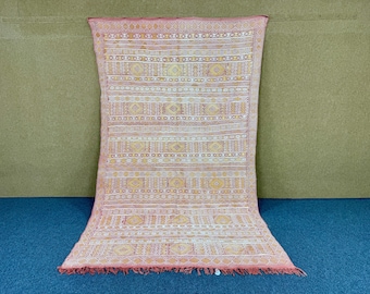 Peach Moroccan Kilim Rug Large Size – Vintage Flatweave Wool Rug 6x10 ft – Handmade Tribal Carpet – Boho Home Decor