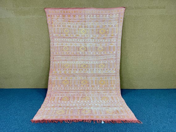 Peach Moroccan Kilim Rug Large Size – Vintage Flatweave Wool Rug 6x10 ft – Handmade Tribal Carpet – Boho Home Decor