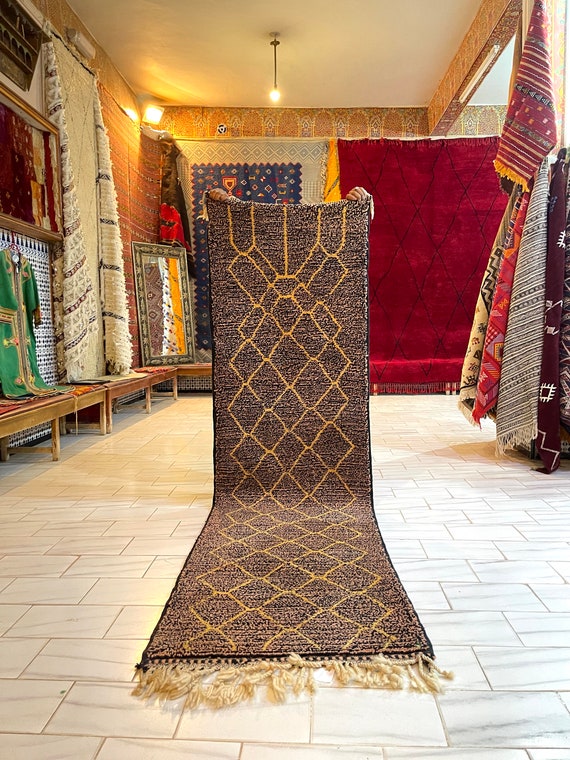 AMAZING MOROCCAN RUNNER - berber beni mrirt rug, 3x10 rug, azilal runner handmade