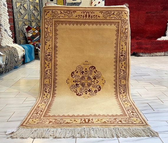 Stunning Rug 4x6 feet - Moroccan royal carpet- extra superior rug - Beni rug - shag rug - 6.6 x 3.6 Feet