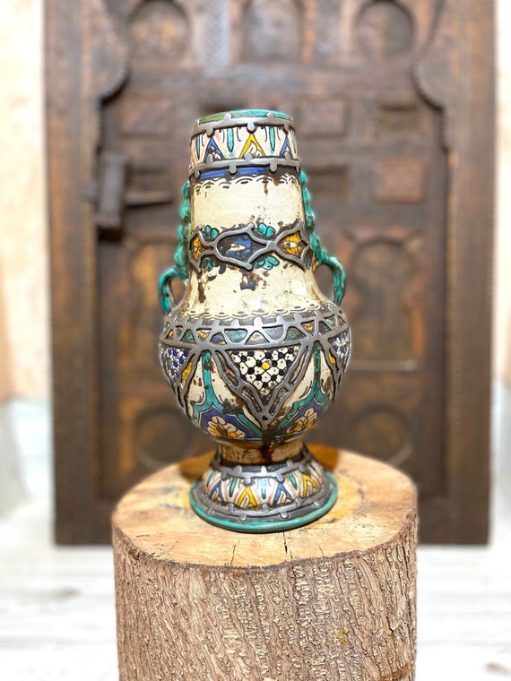 Vintage Moroccan Pottery  - Berber Antique Pottery - Handmade Pottery - Moroccan Pottery - silver and ceramic Pottery - 16 x 36 CM