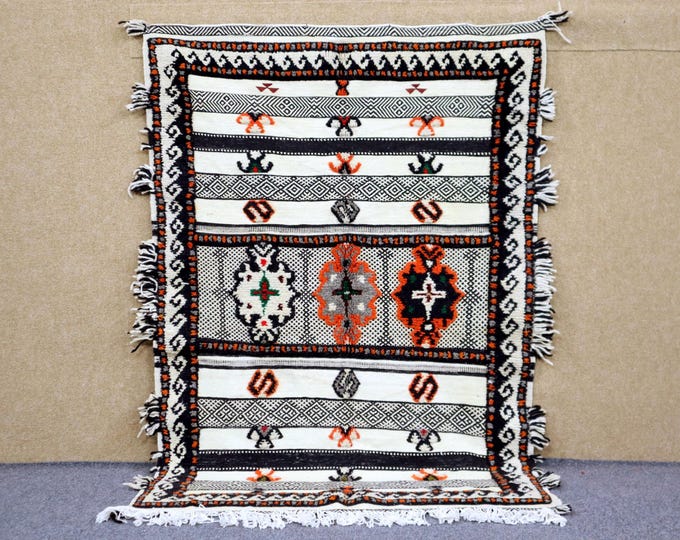 Unique Moroccan Rug 3x5 - Unique Glaoui Rug - Handmade Natural Wool Area Rug - Textured Moroccan Rug - Black and white Berber Rug