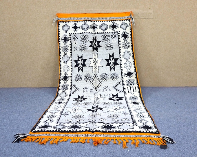 Unique Berber Rug - Handwoven Moroccan Taznakht Rug - Natural Wool Rug - Statement Rug for Living Room - Modern Home Decor