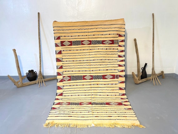 Vintage Berber Kilim 4,4 x 7,6 Feet - Large Kilim - Flat weave rug - Kilim rug - Moroccan Kilim - Yellow Area rug - Boho rug - Wool rug