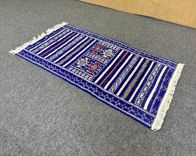Moroccan Rug 2x4 ft –Flatweave Kilim Runner – Handwoven Moroccan Wool Rug – Boho Hallway Rug – Boho Small Area Rug