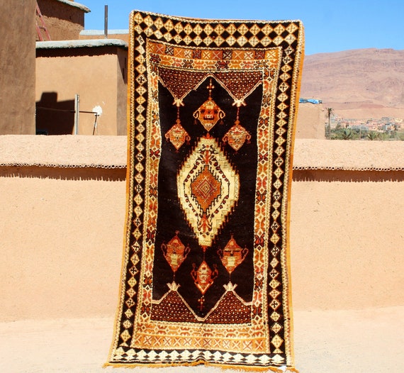 Vintage Moroccan Rug - 4x7 rug - Taznakht rug - Handmade Berber Rug - Moroccan vintage masterpiece - Unique wool rug
