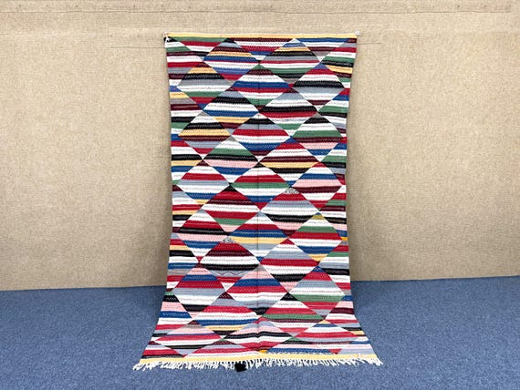 Berber Picasso flat weave 8,6 x 4.8 ft