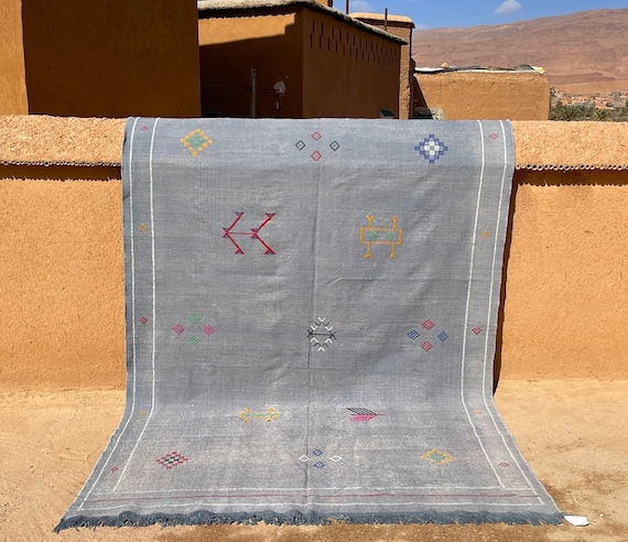 BERBER MOROCCAN RUG - Gray cactus silk rug, 6x9 rug, flatweave rug, boho chic rug, sabra rug, azilal rug, moroccan kilim rug